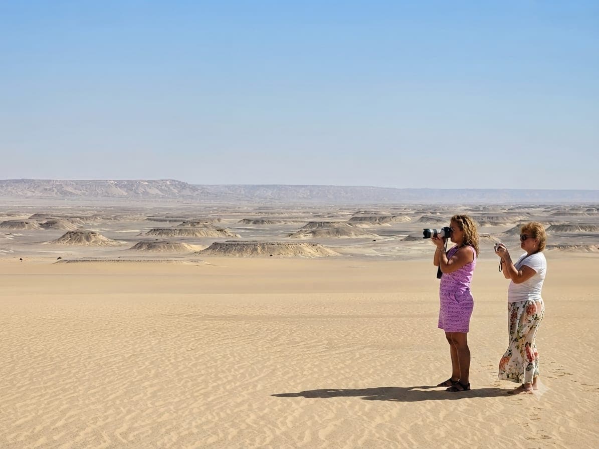 دليل التصوير الصحراوي: التقاط أجمل لقطات الصحراء البيضاء المصرية